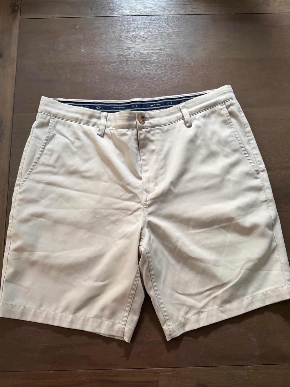 Vineyard Vines Cream Flat Front Mens Shorts